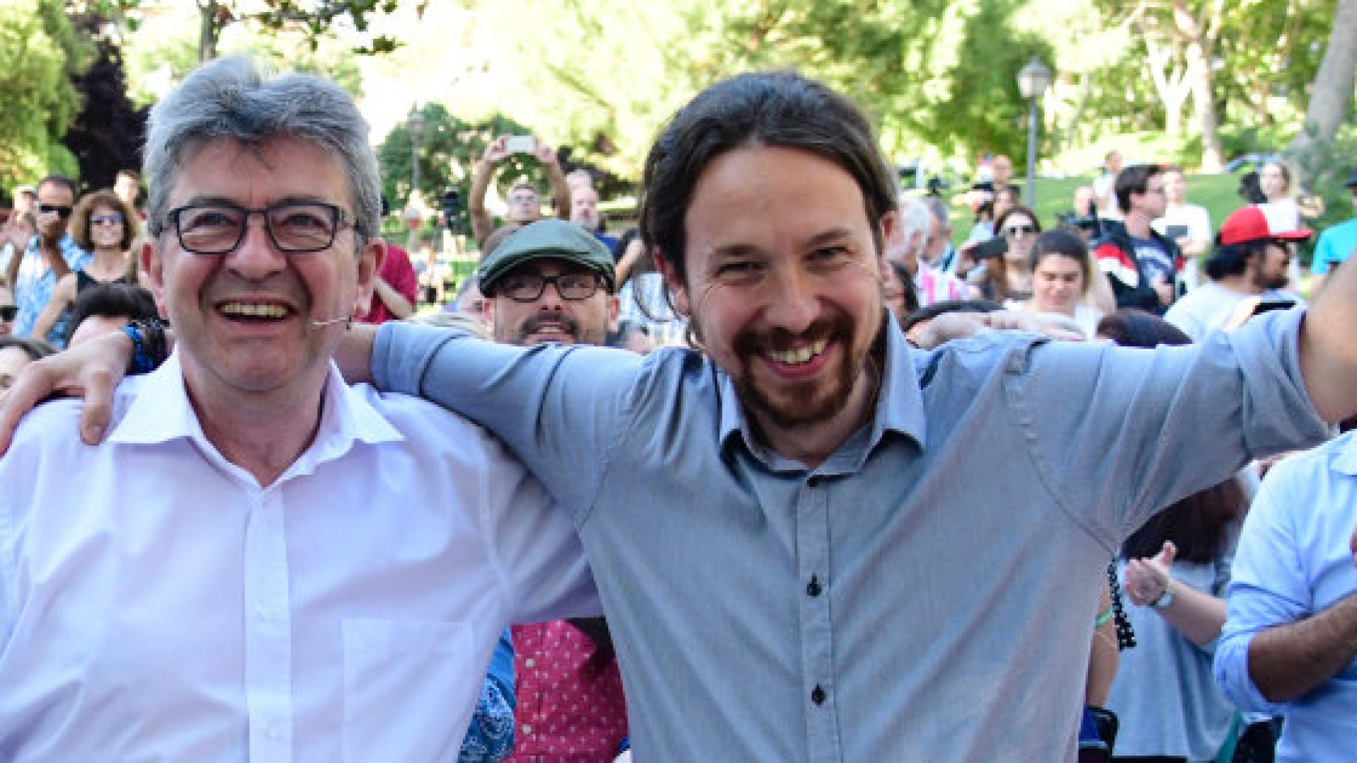 Jean-Luc Mélenchon et Pablo Iglesias lors d'un meeting politique à Madrid, le 2 juillet 2018.
© JAVIER SORIANO / AFP